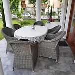 Gabi Appartementhaus Mit Jakuzzi, Sauna Und Stand Up Paddle Board * Balatonlelle