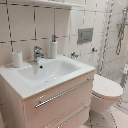 Gabi Apartmanhaz Apartment Balatonlelle