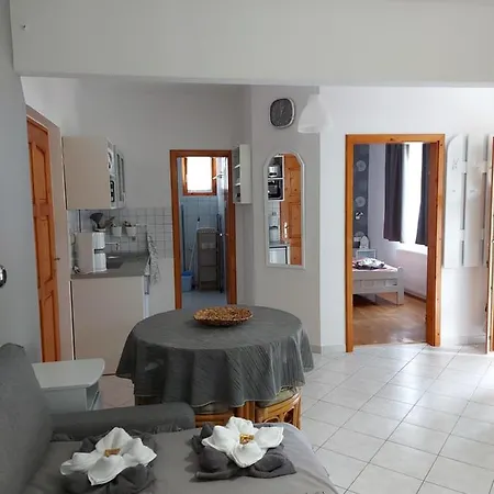 Apartment Gabi Apartmanhaz